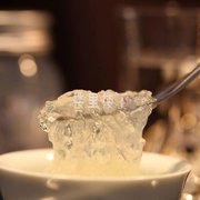 燕窝怎么泡,还有燕窝泡发后可以放多久呢?