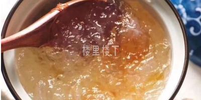 女性经期可以煮上一盅浓浓的椰糖棕榈糖燕窝羹