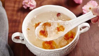 龙眼葡萄干燕窝糖水一直以来都是小孩子喜欢吃的味道
