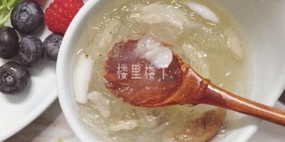 趁着清凉一夏来盅新鲜椰子肉炖燕窝吧