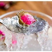 爱美的女士一定非常喜欢的那款梦幻玫瑰炖燕窝