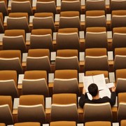 马来西亚一年硕士也是很多，各位可以了解下