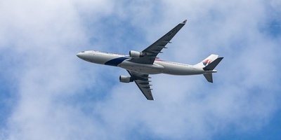 人在马来西亚做空姐空少工资高吗？