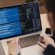 人在马来西亚从事IT行业工资怎么样？